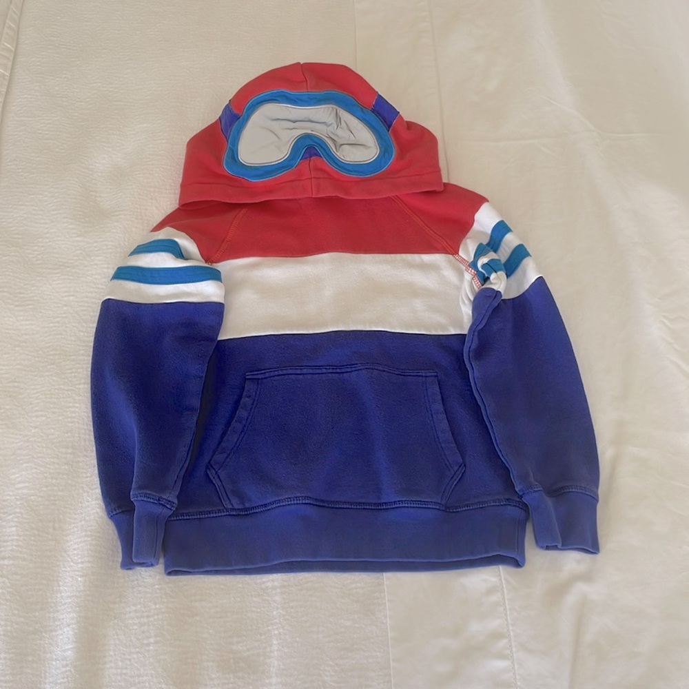 Boys Ski Hoodie
Strawberry Tart/Bluing Blue